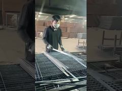 গরম ডুব গ্যালভানাইজড মেটাল গ্রিটিং 505 Serrated বার নিরাপত্তা পথচারী ইস্পাত গ্রিটিং